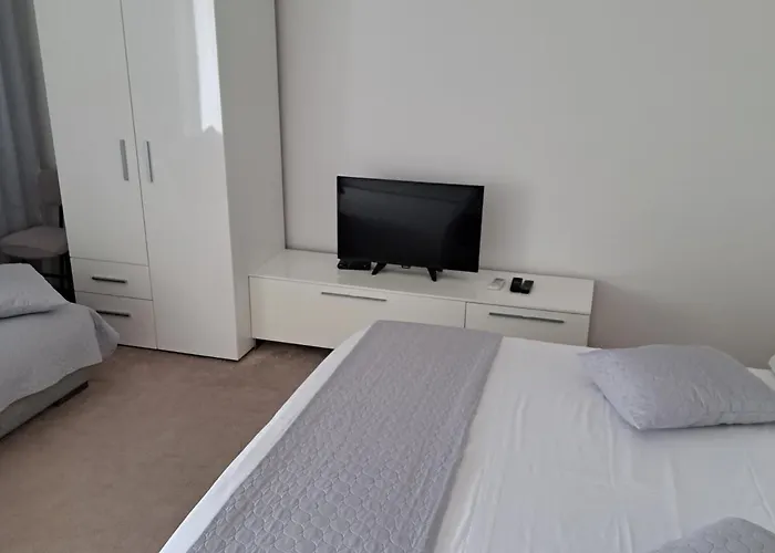 Beach seaview apartment